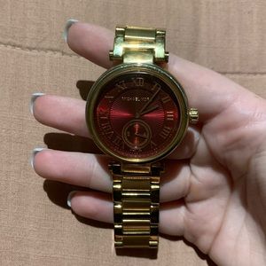 Authentic Michael Kors “Skylar” Rose-Tone Watch!